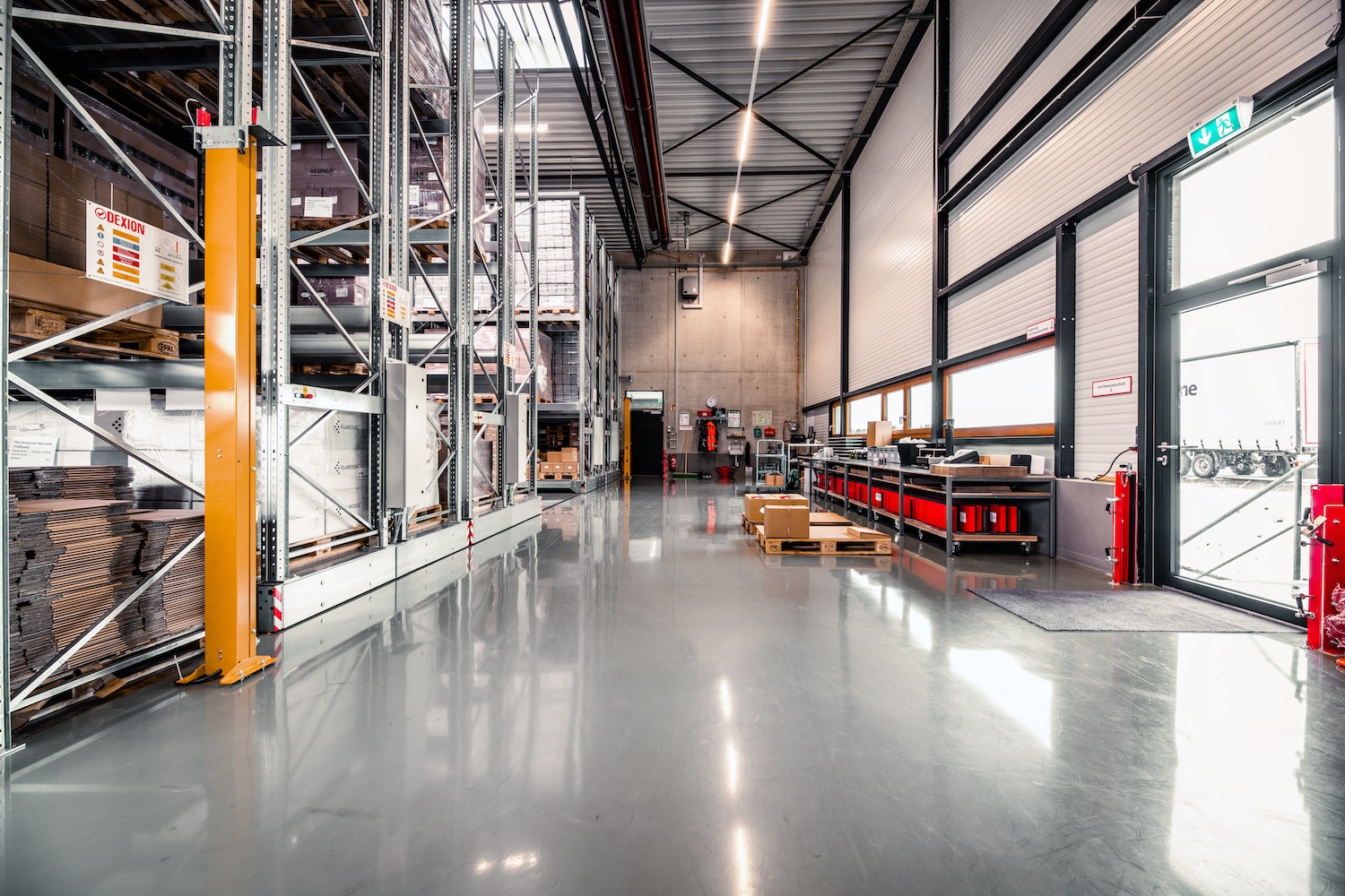 Individuelle Fassaden- und Gebäudereiniger von AcroTec GmbH aus Bad Saulgau Lager